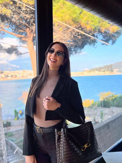 Vivienne | Klassische übergroße gewebte Tasche