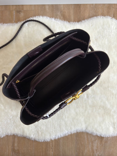 Vivienne | Klassische übergroße gewebte Tasche