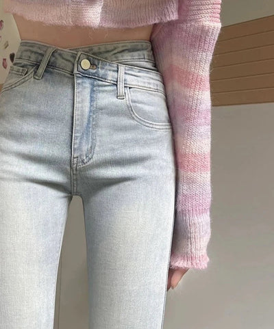 Aleria | Schmale, enge Hose mit hohem Bund und tiefem Ausschnitt