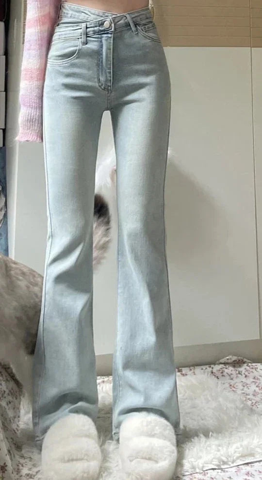 Aleria | Schmale, enge Hose mit hohem Bund und tiefem Ausschnitt