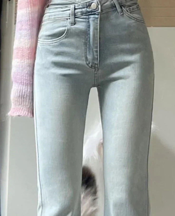 Aleria | Schmale, enge Hose mit hohem Bund und tiefem Ausschnitt